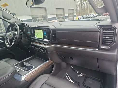 Certified 2024 Chevrolet Silverado 2500 LT w/ All Star Edition image 29