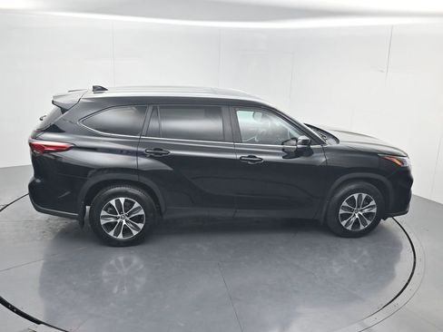 Used 2023 Toyota Highlander XLE AWD/4WD image 53