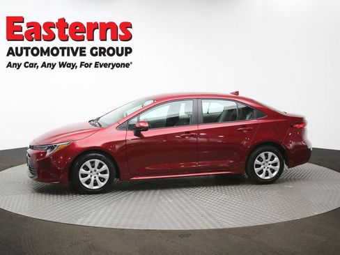 Used 2025 Toyota Corolla LE FWD image 58