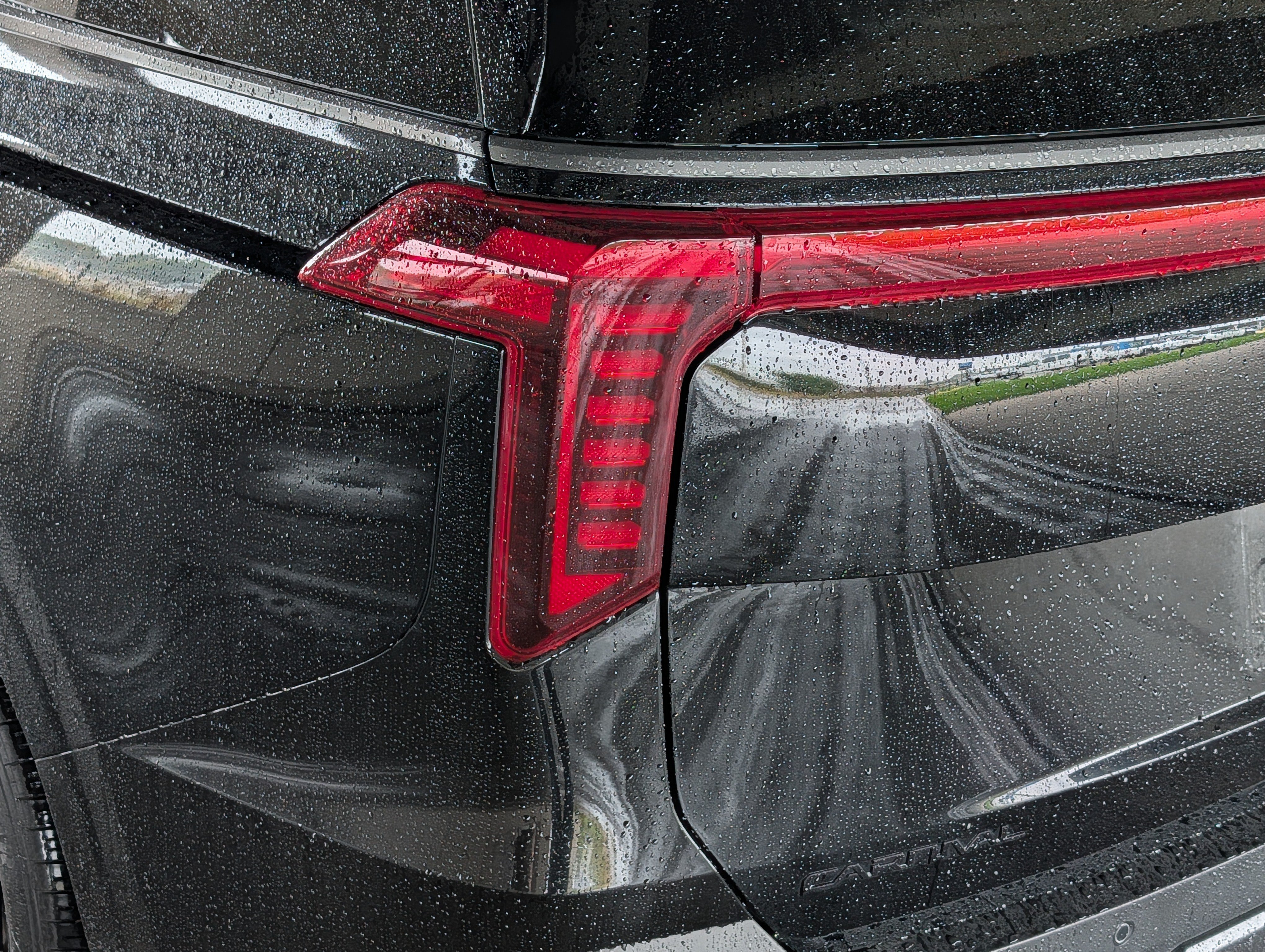 Certified 2025 Kia Carnival SX Prestige FWD image 17