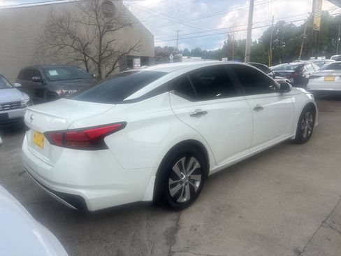 Used 2020 Nissan Altima 2.5 S FWD image 5
