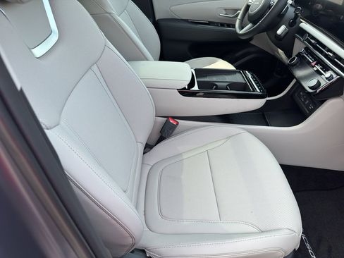 New 2025 Hyundai Tucson Limited image 17
