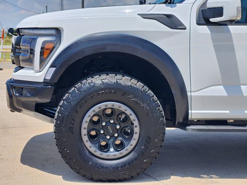 Used 2025 Ford F150 Raptor AWD/4WD image 9