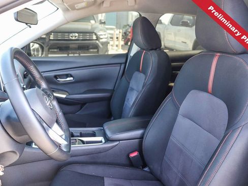 Used 2025 Nissan Sentra SR w/ Midnight Edition FWD image 12