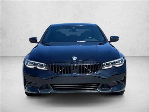 Used 2022 BMW 330e w/ Driving Assistance Package RWD image 3