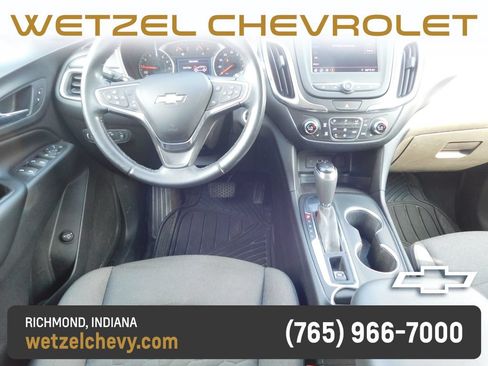 Used 2020 Chevrolet Equinox LT FWD image 16