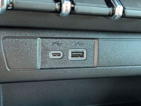 New 2026 GMC Canyon AT4 AWD/4WD image 17