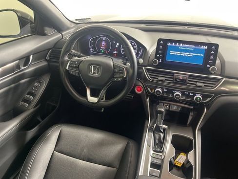 Used 2022 Honda Accord Sport image 12