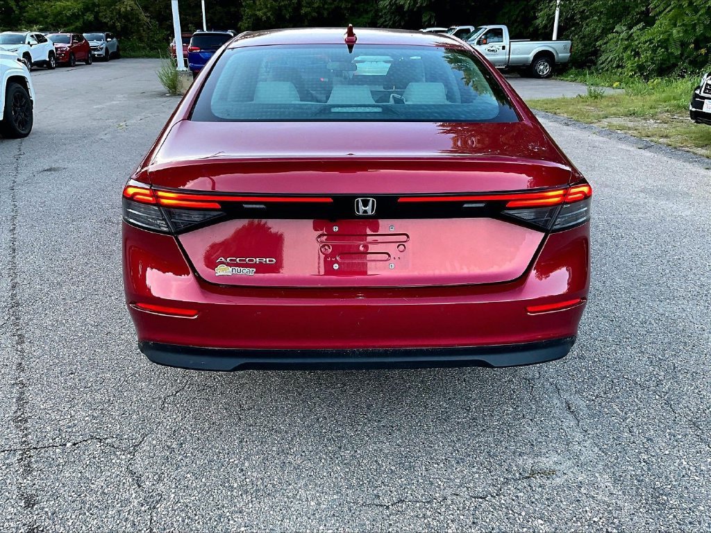 Used 2024 Honda Accord LX image 10
