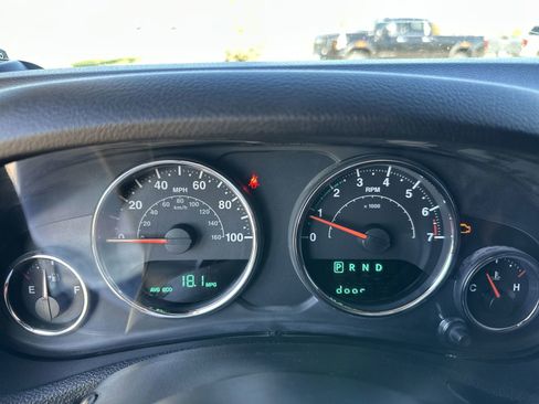 Used 2016 Jeep Wrangler Unlimited Sport w/ Quick Order Package 24S AWD/4WD image 12