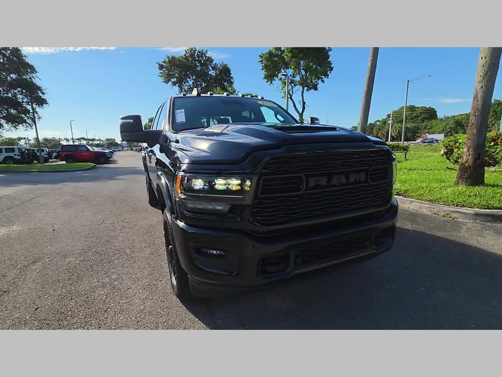 Used 2024 RAM 2500 Limited AWD/4WD image 38