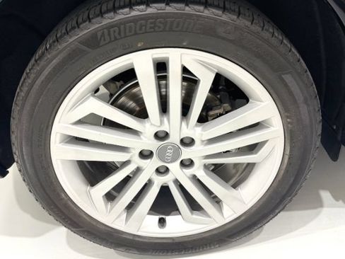 Used 2019 Audi Q5 2.0T Premium Plus AWD/4WD image 8