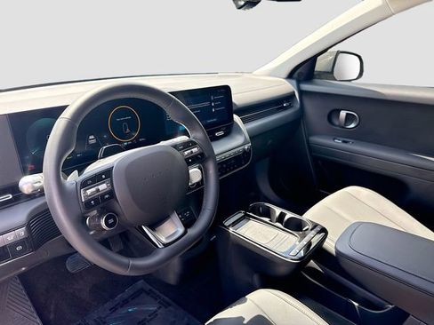 Certified 2026 Hyundai Ioniq 5 SEL RWD image 9