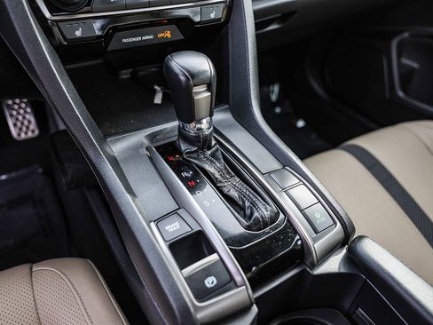 Used 2020 Honda Civic Sport Touring image 13