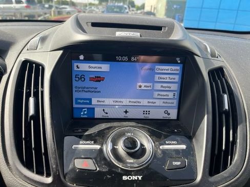 Used 2017 Ford Escape Titanium FWD image 14