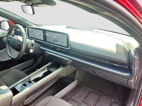 Used 2024 Hyundai Ioniq 6 SEL RWD image 29