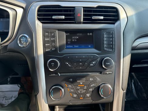 Used 2018 Ford Fusion S FWD image 20
