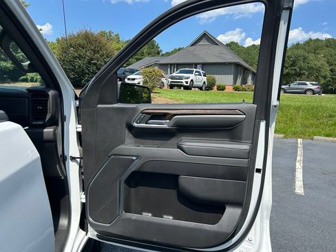 Used 2023 GMC Sierra 1500 Elevation w/ X31 Off-Road Package AWD/4WD image 52