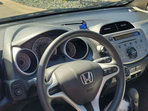 Used 2012 Honda Fit image 9