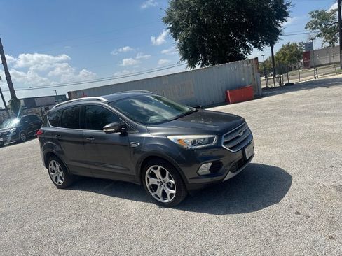Used 2019 Ford Escape Titanium FWD image 6