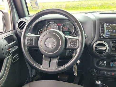 Used 2017 Jeep Wrangler Unlimited Sport w/ Quick Order Package 24S AWD/4WD image 18