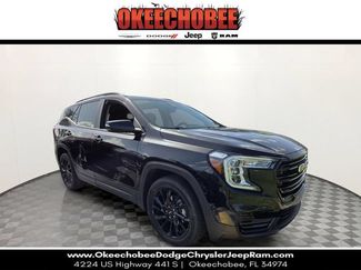 Used 2024 GMC Terrain SLE w/ Driver Convenience Package FWD video 1