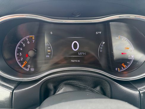 Used 2018 Jeep Grand Cherokee Trailhawk image 11