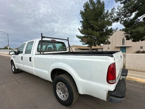 Used 2005 Ford F350 Lariat image 2