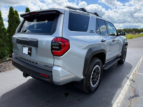 New 2026 Toyota 4Runner TRD Off-Road Premium AWD/4WD image 2