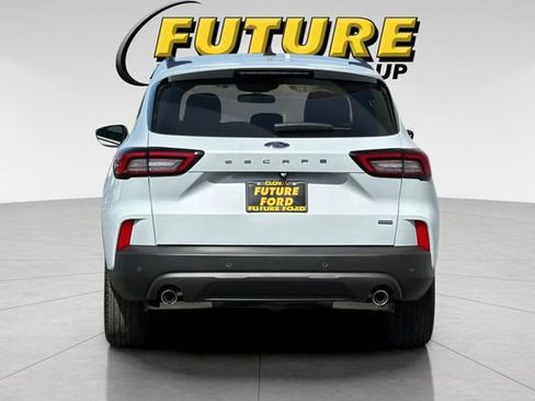 Used 2025 Ford Escape ST-Line w/ Equipment Group 301A FWD image 4