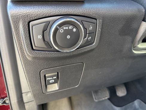 Used 2021 Ford Expedition XLT image 20