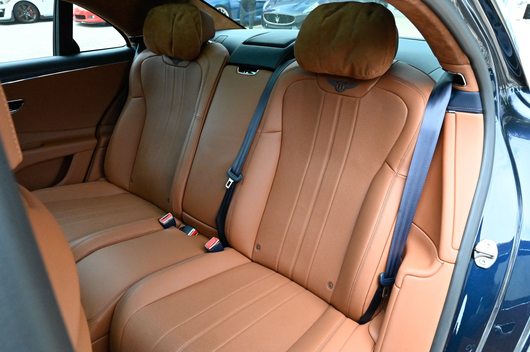 Used 2022 Bentley Flying Spur V8 AWD/4WD image 38
