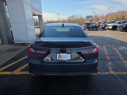 Used 2025 Toyota Camry XSE image 4