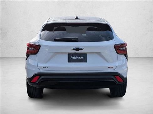 New 2026 Chevrolet Trax RS w/ Driver Confidence Package image 8
