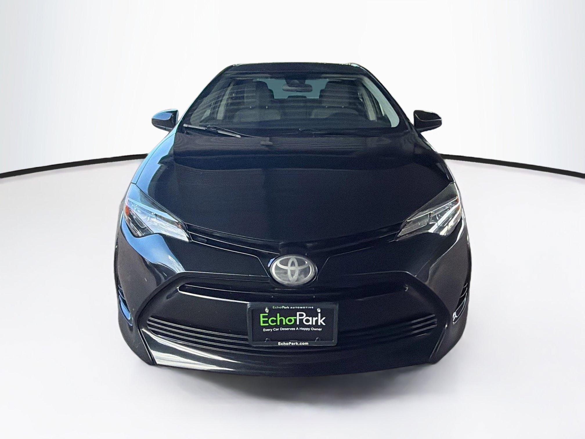 Used 2018 Toyota Corolla L FWD image 2