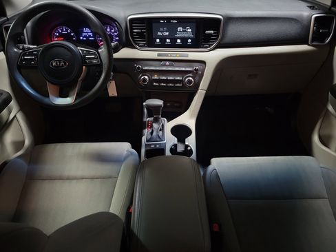 Used 2022 Kia Sportage LX image 13