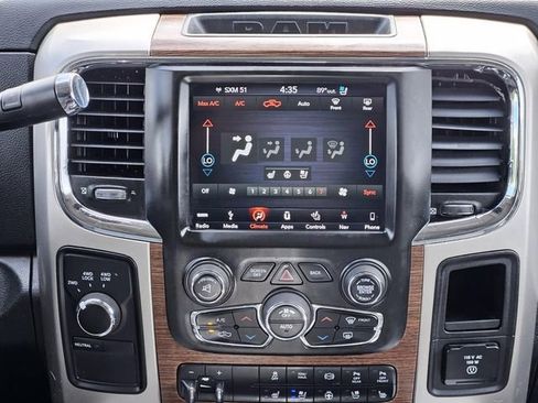 Used 2018 RAM 3500 Laramie AWD/4WD image 23