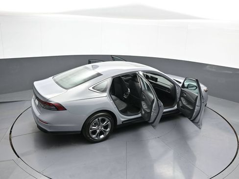 Used 2024 Honda Accord EX-L image 44