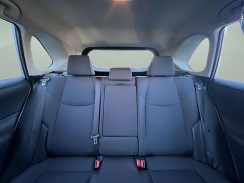 Used 2019 Toyota RAV4 LE image 18