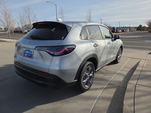 New 2026 Honda HR-V LX image 4