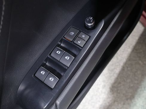 Used 2018 Toyota Camry XSE FWD image 13