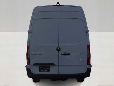 New 2025 Mercedes-Benz Sprinter 2500 image 6