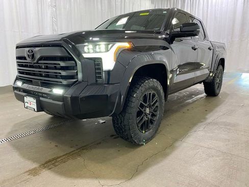 New 2026 Toyota Tundra Limited AWD/4WD image 24