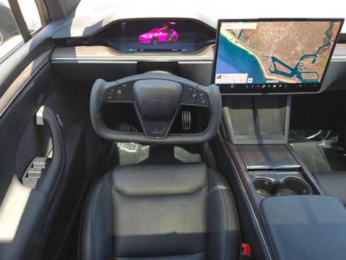 Used 2022 Tesla Model X AWD/4WD image 19