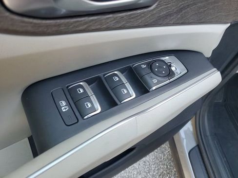Used 2023 Kia Sorento EX w/ Panoramic Sunroof Package FWD image 28