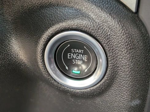 Used 2021 Chevrolet Silverado 1500 RST w/ Bed Protection Package RWD image 18