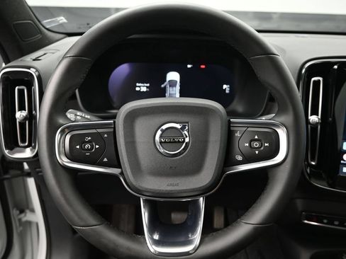 Used 2023 Volvo C40 P8 Recharge Plus w/ Climate Package AWD/4WD image 10