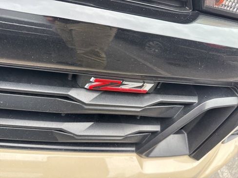 Used 2023 Chevrolet Colorado Z71 w/ Z71 Convenience Package 2 image 19