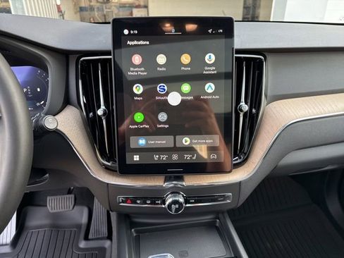 New 2026 Volvo XC60 B5 Plus w/ Protection Package Premier image 9