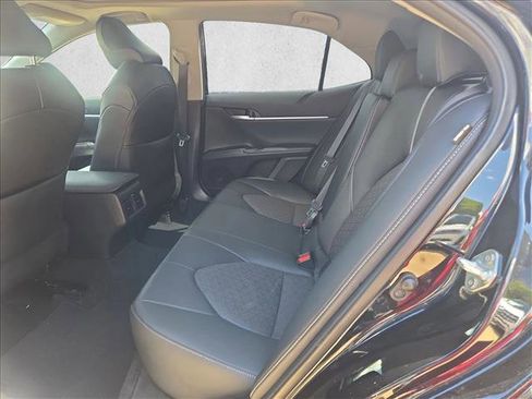 Used 2023 Toyota Camry XSE FWD image 11